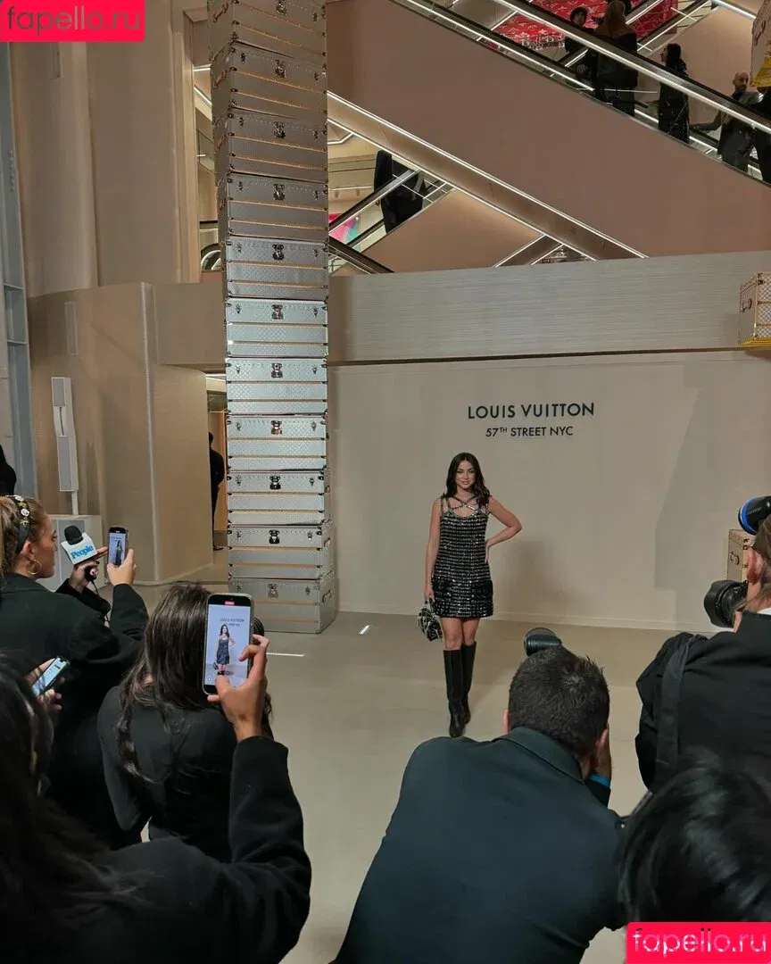 Ana De Armas / ana_d_armas / anadearmas / anadearmasdaily Onlyfans Photo Gallery 