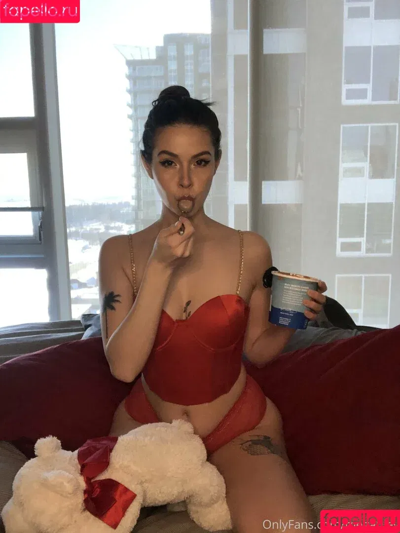 Riley Megalomaniac / megariley / rileymegaloman1 / rileyttvkoshka Onlyfans Photo Gallery 