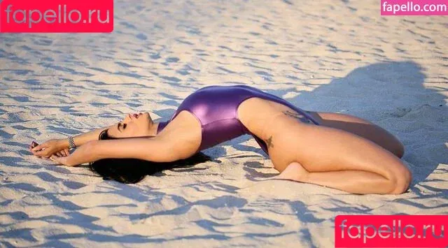 Eli Soto / antoinettesoto / sotoeliane_95 Onlyfans Photo Gallery 