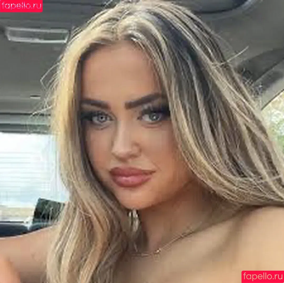 Laura Bianca / LauraBianca / laurabianca___ / laurabiancax Onlyfans Photo Gallery 