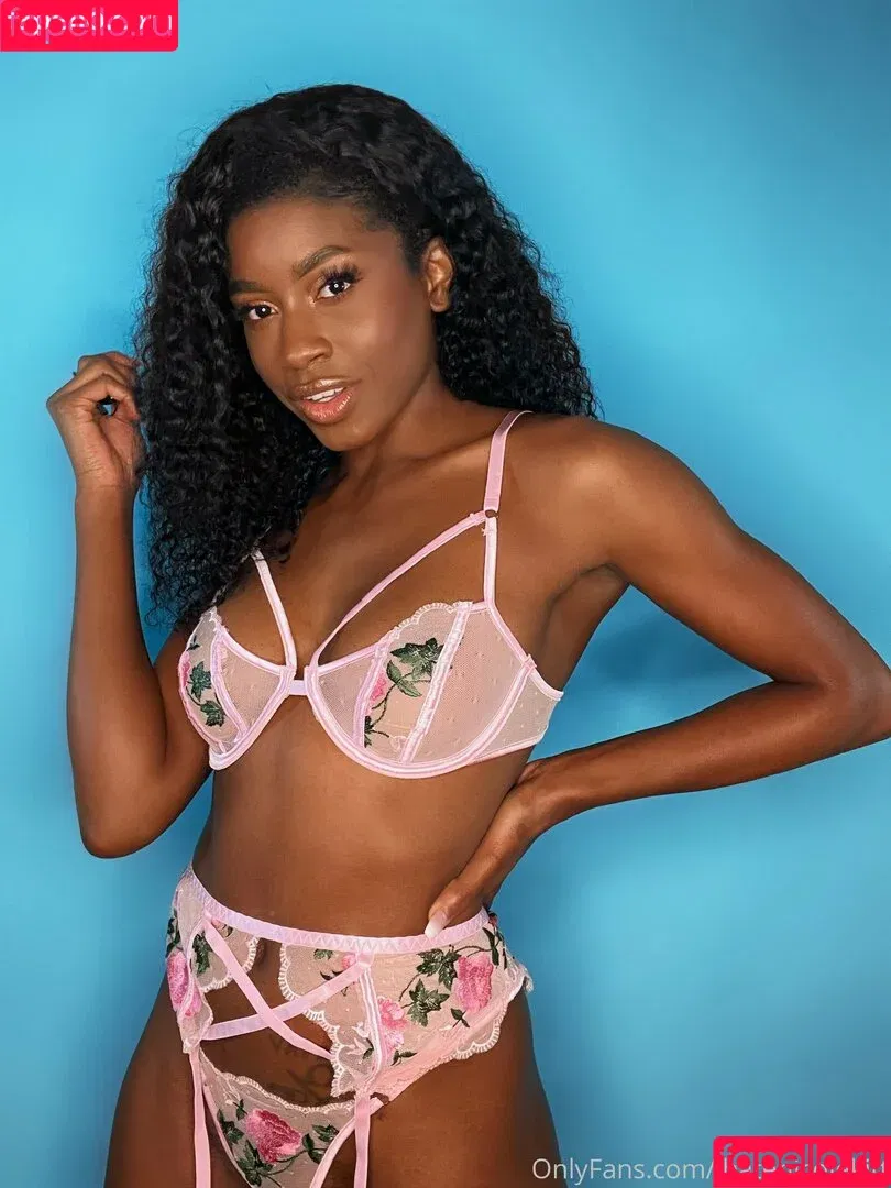 nicolekittfree / thenicolekitt Onlyfans Photo Gallery 