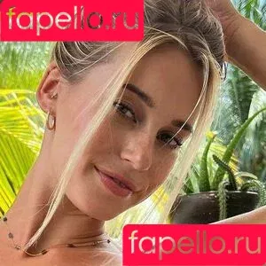 Sofia Blu / royalsofs / sofiabluxx / spicysofiax Onlyfans Photo Gallery 