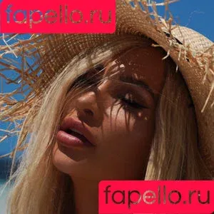 Rosanna Arkle / rosannaarkle / rosannaarklevip Onlyfans Photo Gallery 