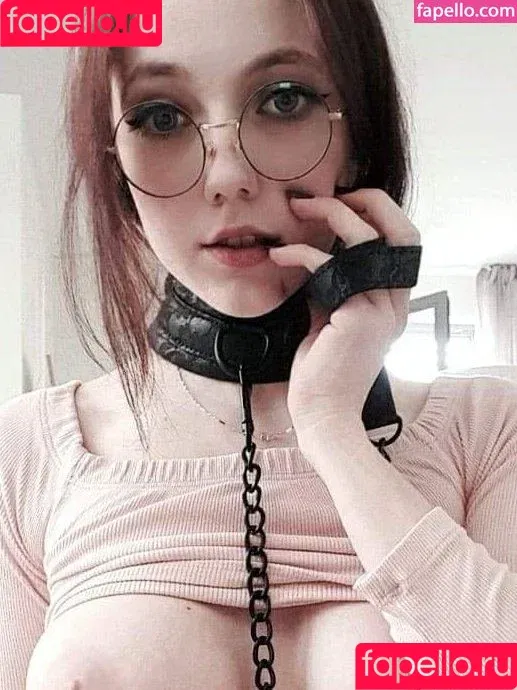 aliceeee_watson / e_l_l_e_s / elles / ellesclub / elleslove Onlyfans Photo Gallery 