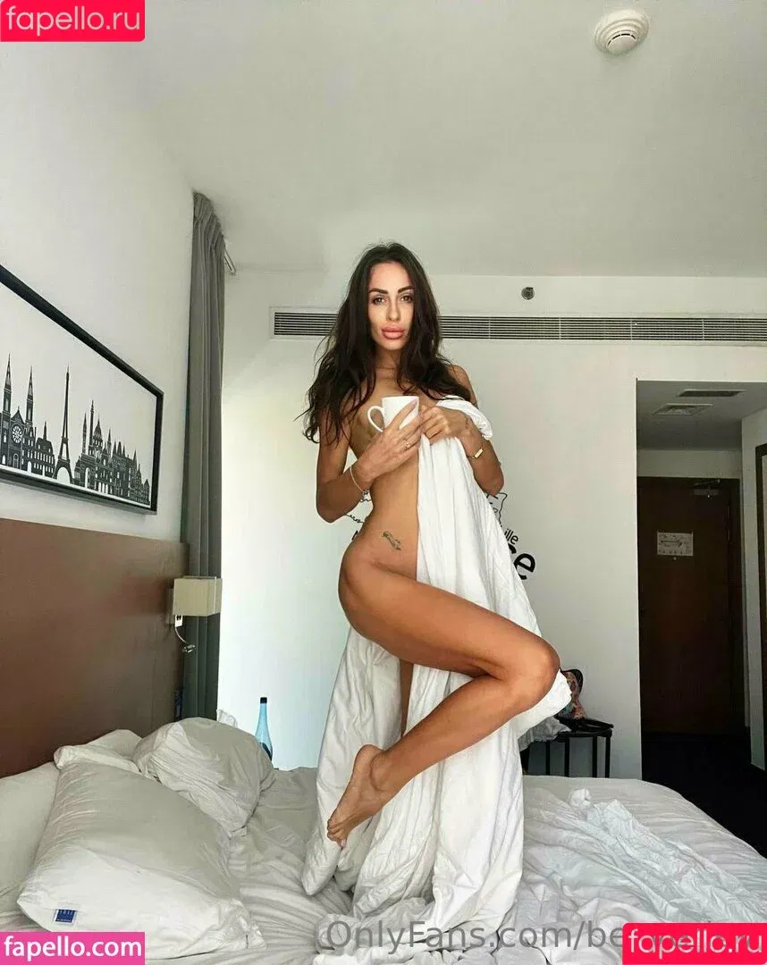 Anastasia / Olga Rode / ana_50shades / crypto_witch888 Onlyfans Photo Gallery 