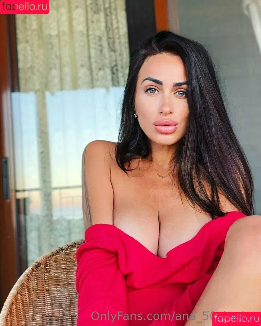 Anastasia / Olga Rode / ana_50shades / crypto_witch888 Onlyfans Photo Gallery 