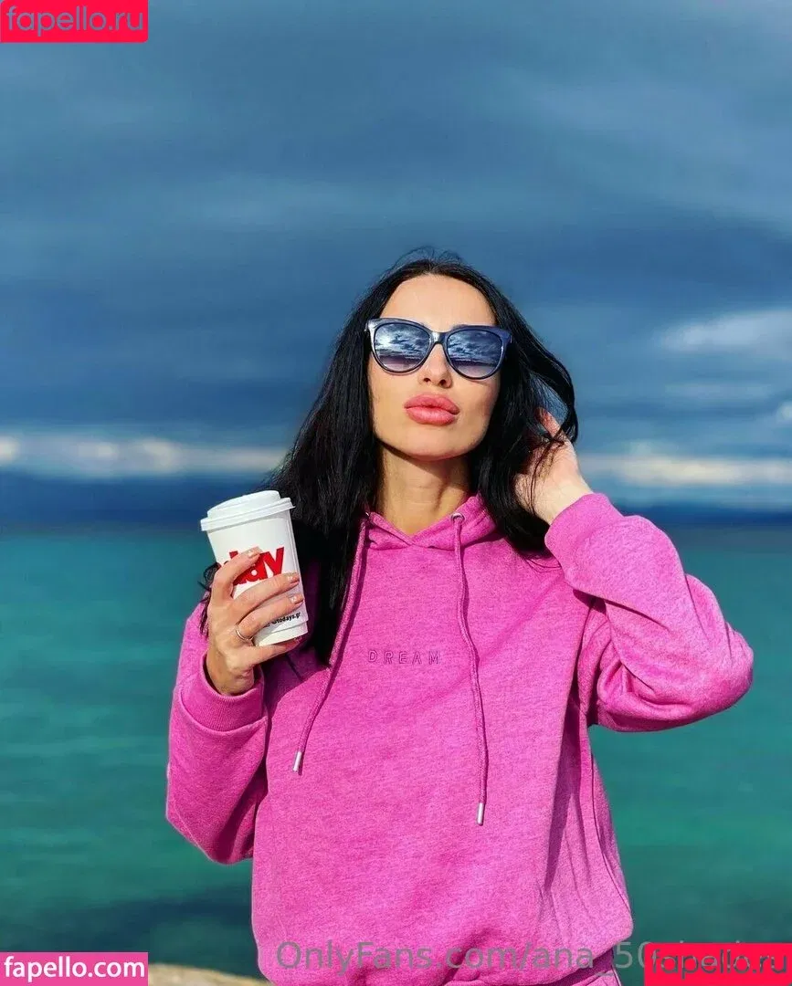 Anastasia / Olga Rode / ana_50shades / crypto_witch888 Onlyfans Photo Gallery 