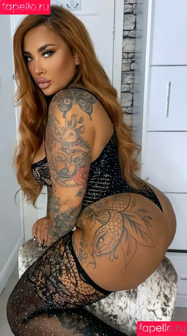 Karolina Francesca / karolina.francesca / karolinafranx / kazzx Onlyfans Photo Gallery 