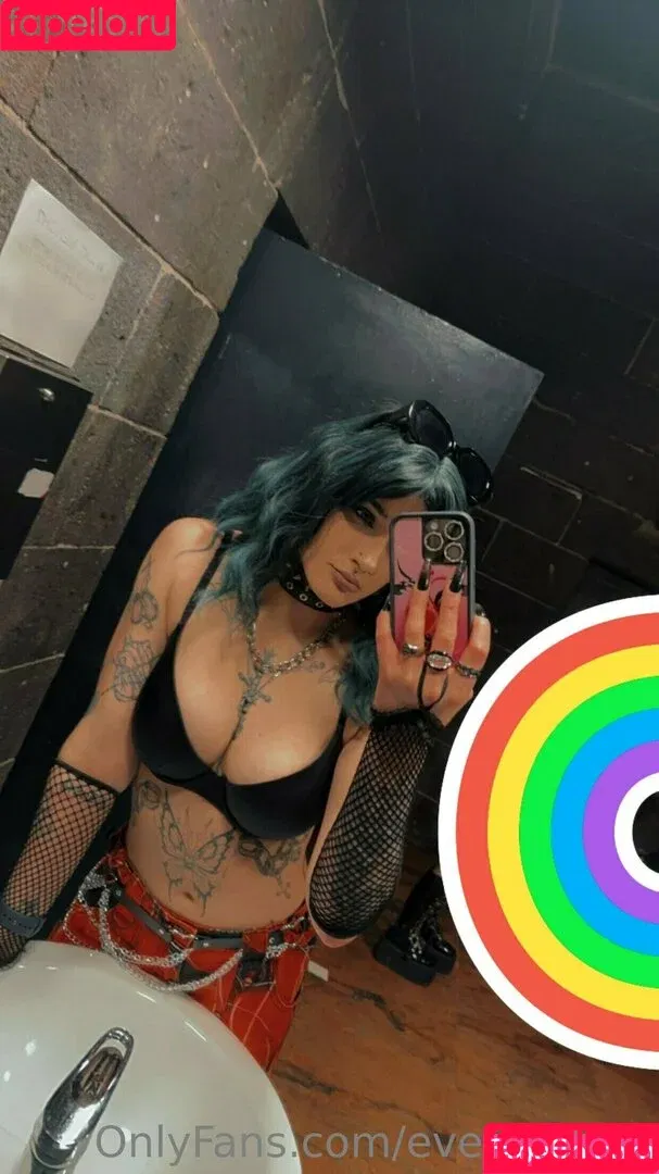 Eve.winters / evewintersgym Onlyfans Photo Gallery 