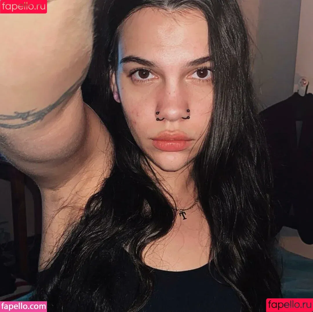 Lilbabybatsy / cinnamonspicexoxo Onlyfans Photo Gallery 