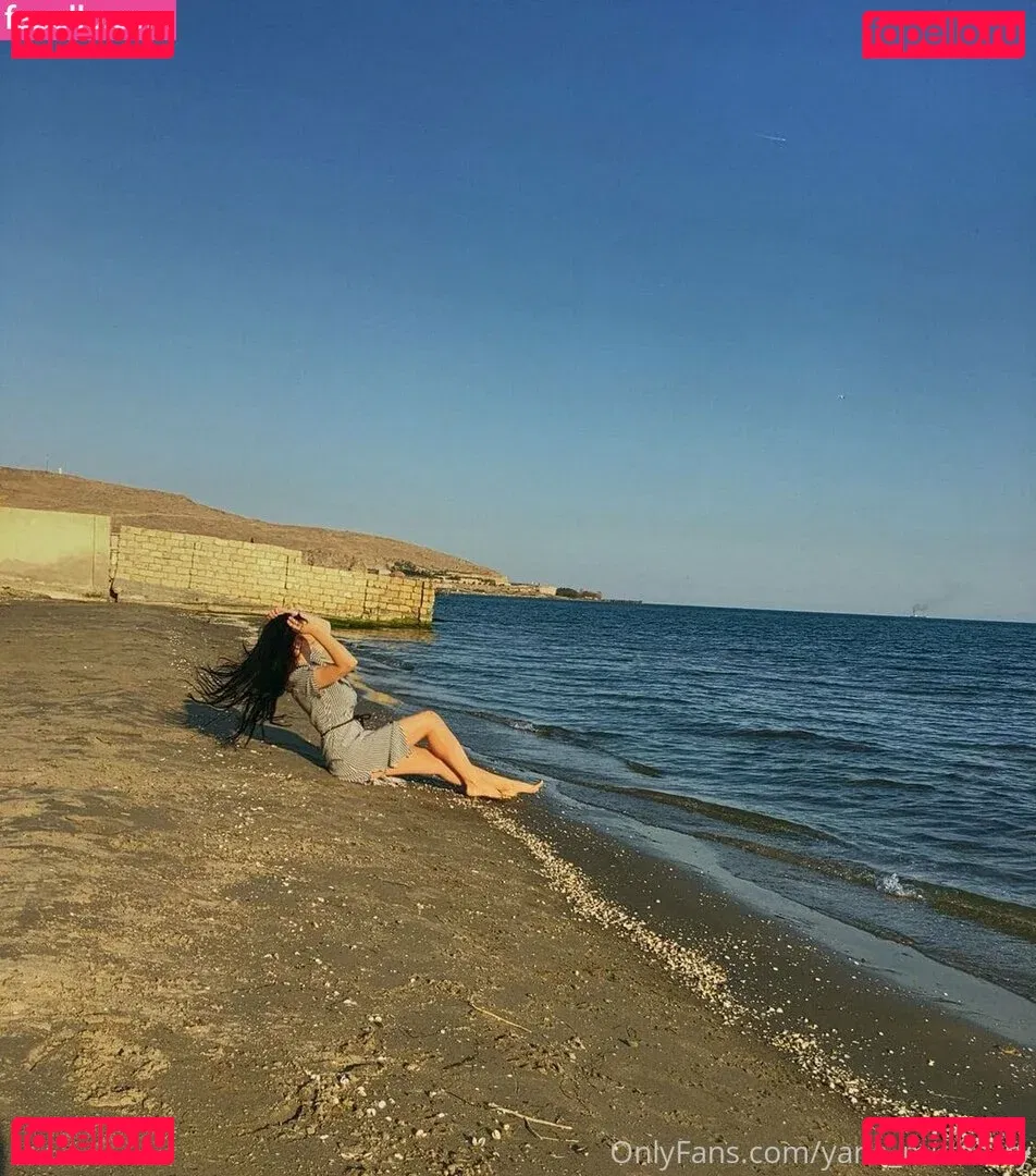 yanamulberry Onlyfans Photo Gallery 