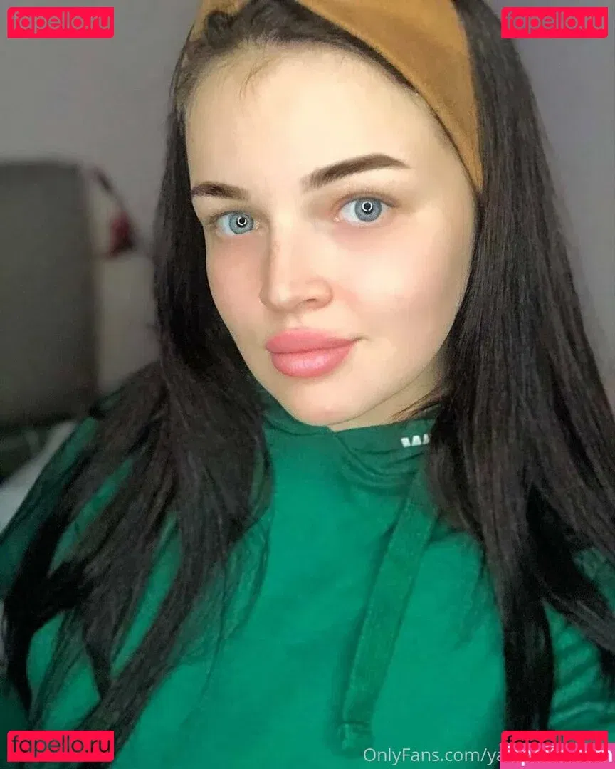 yanamulberry Onlyfans Photo Gallery 