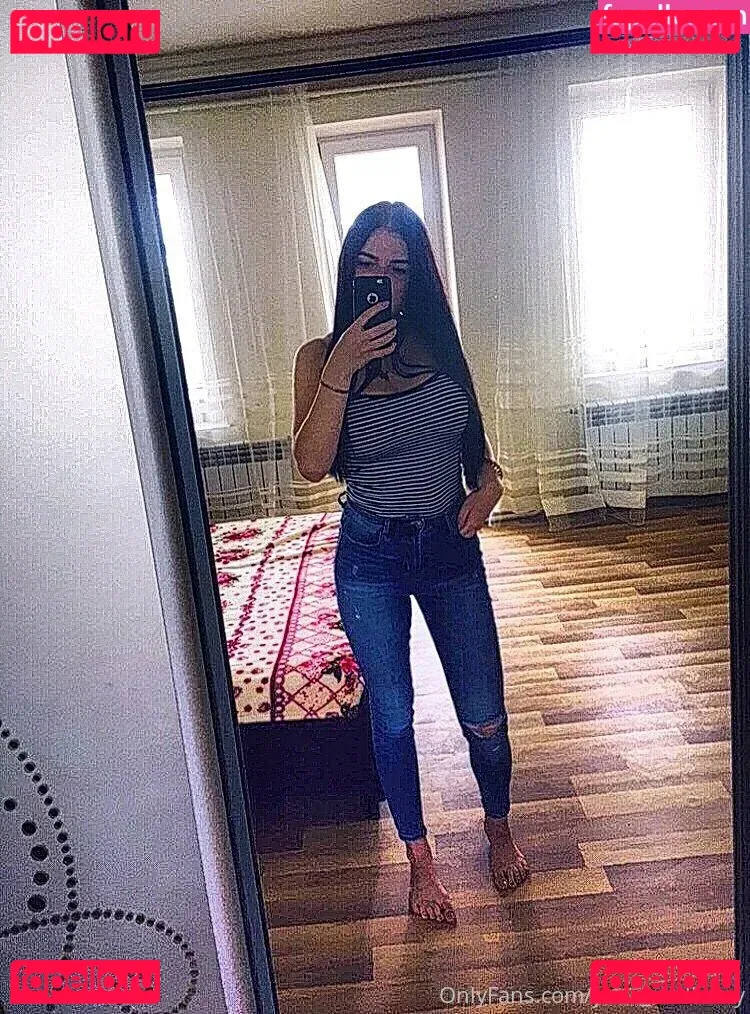 yanamulberry Onlyfans Photo Gallery 