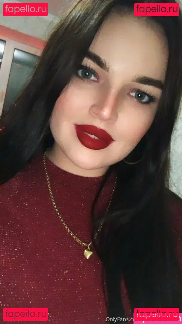 yanamulberry Onlyfans Photo Gallery 