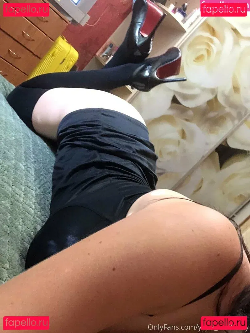 yanamulberry Onlyfans Photo Gallery 