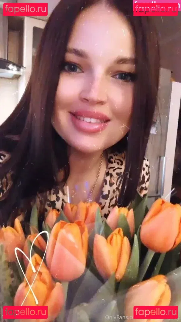 yanamulberry Onlyfans Photo Gallery 