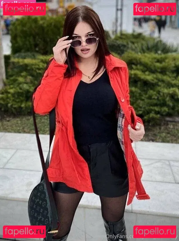 yanamulberry Onlyfans Photo Gallery 