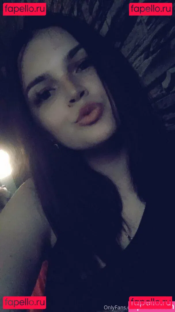 yanamulberry Onlyfans Photo Gallery 