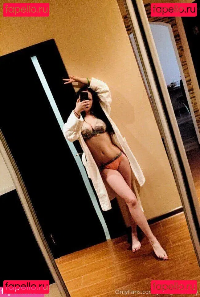 yanamulberry Onlyfans Photo Gallery 