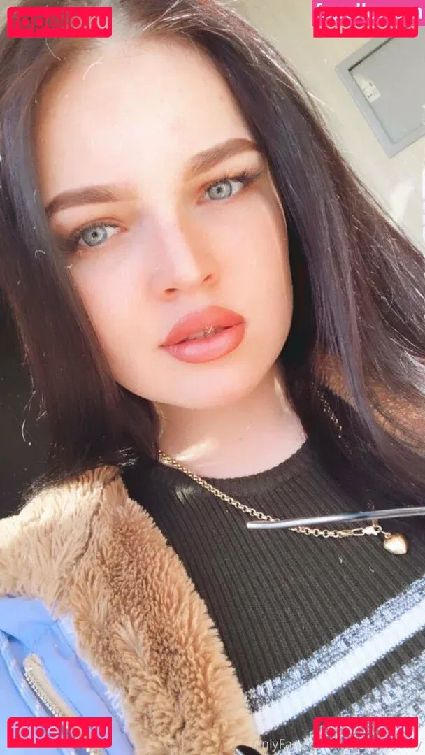 yanamulberry Onlyfans Photo Gallery 