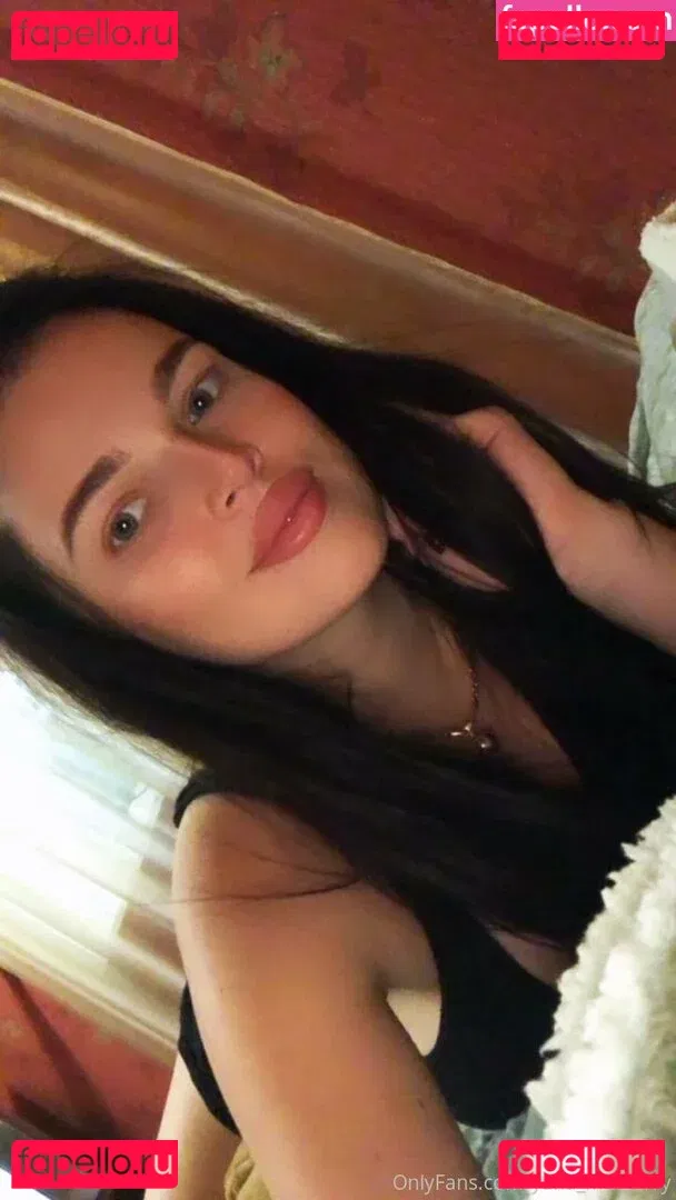 yanamulberry Onlyfans Photo Gallery 