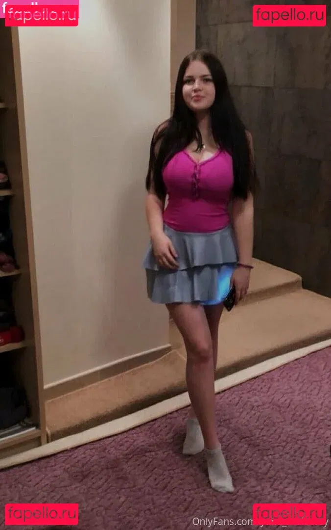 yanamulberry Onlyfans Photo Gallery 