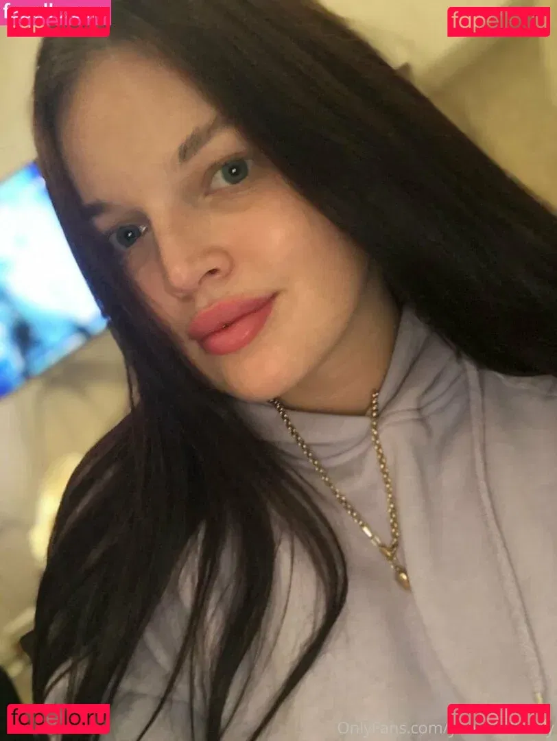 yanamulberry Onlyfans Photo Gallery 