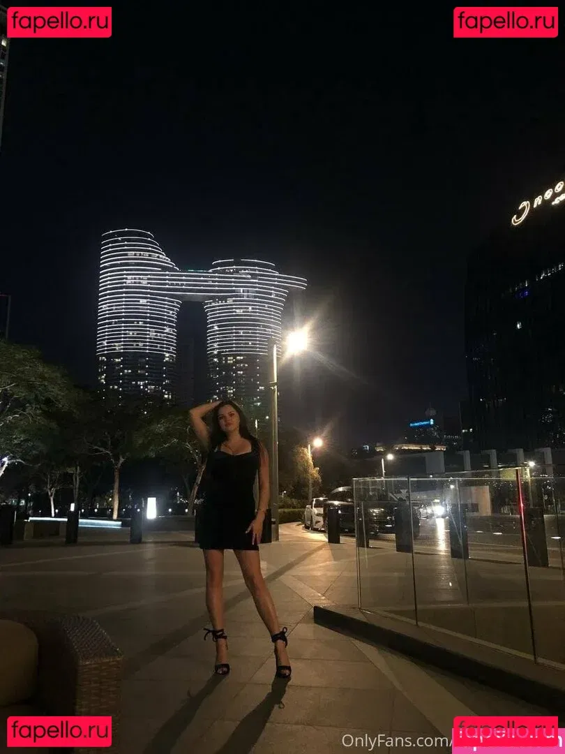 yanamulberry Onlyfans Photo Gallery 