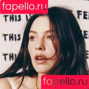 Gracie Abrams / gracieabrams Onlyfans Photo Gallery 