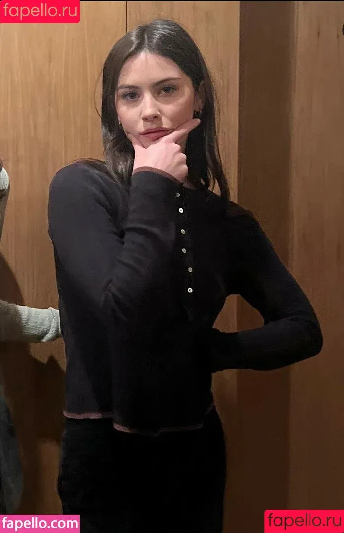 Gracie Abrams / gracieabrams Onlyfans Photo Gallery 