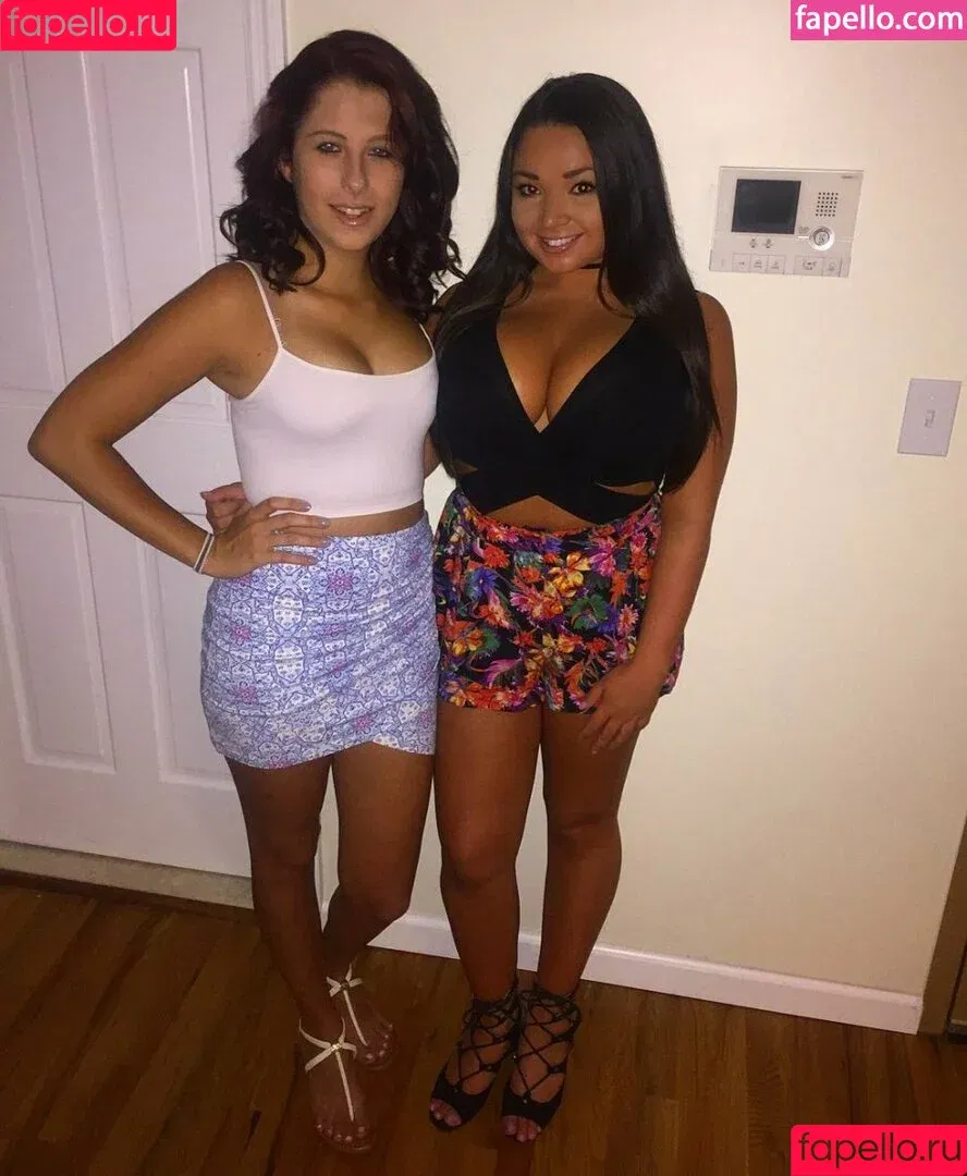 Jenn M / theaspencowgirl / u219313304 Onlyfans Photo Gallery 