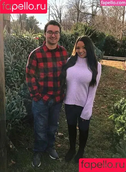 Jenn M / theaspencowgirl / u219313304 Onlyfans Photo Gallery 