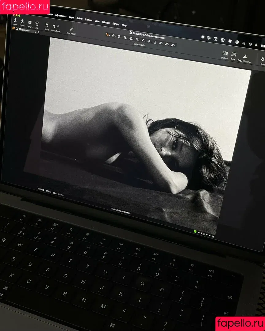 Zaina Sarah / zaina.sarah / zaina_glows / zainaontoast Onlyfans Photo Gallery 