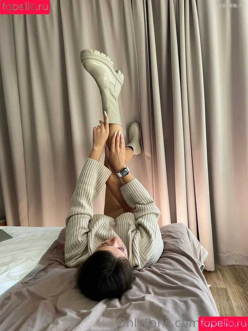 Svetlana Fedorkevich / gleammygirl / shinybae Onlyfans Photo Gallery 