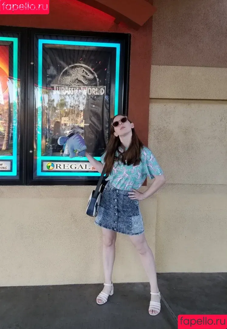 Jenny Nicholson Onlyfans Photo Gallery 