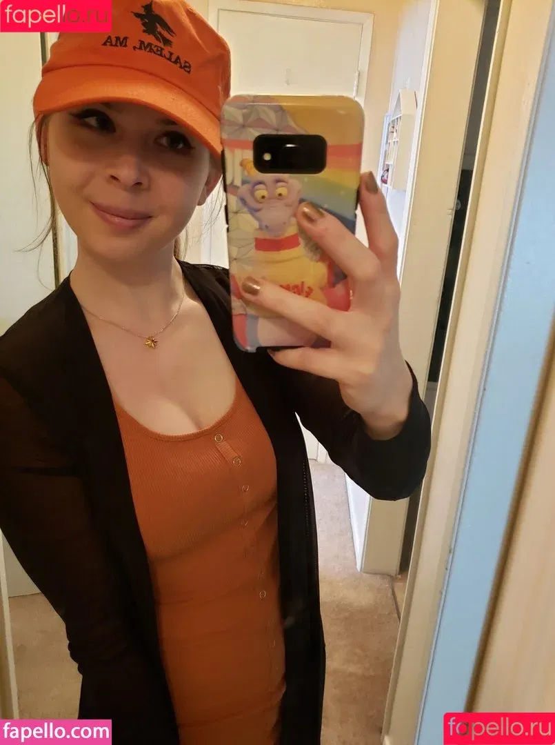 Jenny Nicholson Onlyfans Photo Gallery 