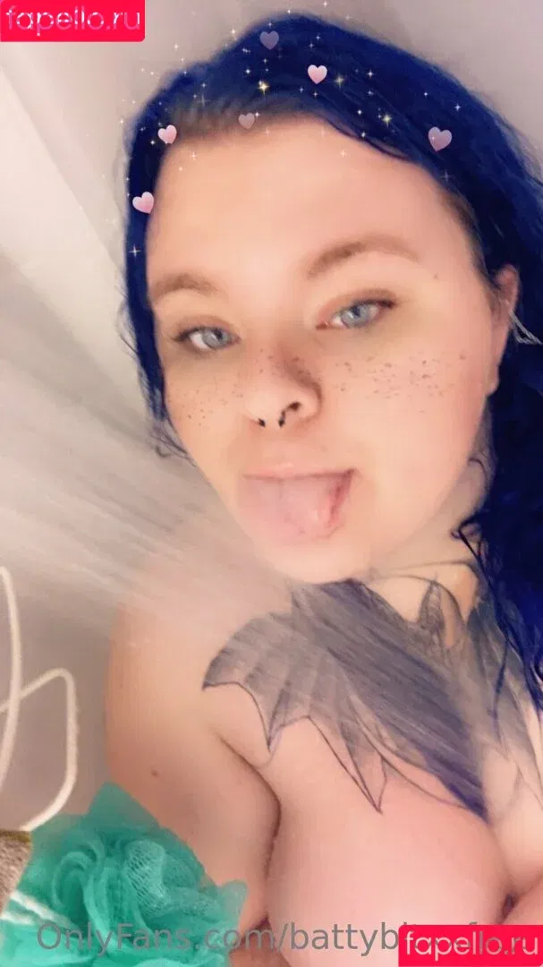 battybitxxfree / battyfreaks Onlyfans Photo Gallery 