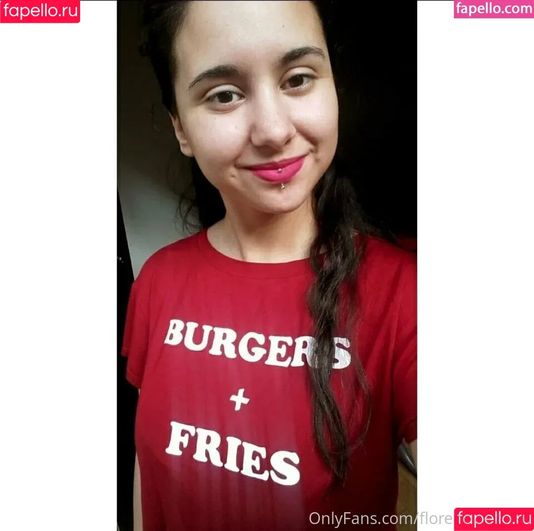 babyflorcita / babyflorcita_store Onlyfans Photo Gallery 