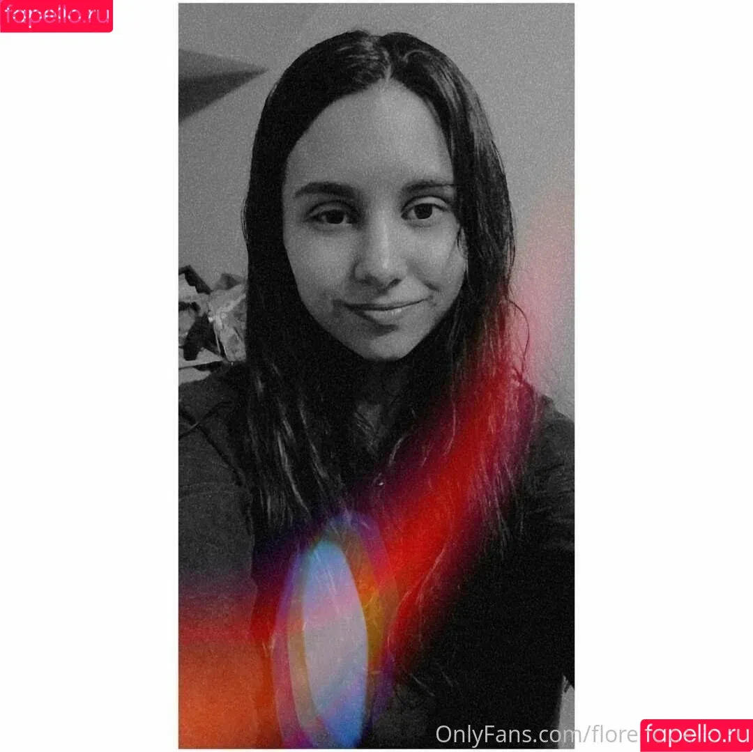 babyflorcita / babyflorcita_store Onlyfans Photo Gallery 