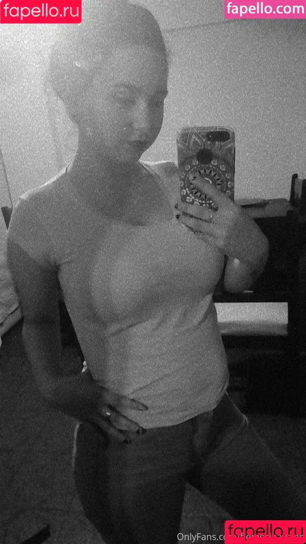 babyflorcita / babyflorcita_store Onlyfans Photo Gallery 