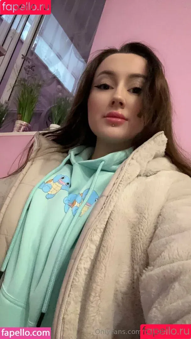 Ameli Kanari / EtherealKiss_ / ameli_kanari / ameliakanaris Onlyfans Photo Gallery 