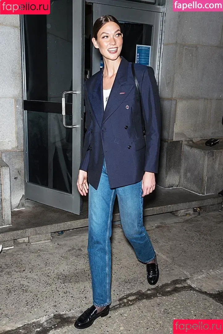 Karlie Kloss / karliekloss Onlyfans Photo Gallery 