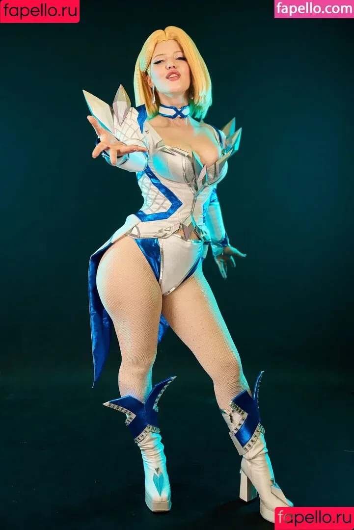 Lada Lyumos / Lada_Lyumos / lada_lyumoscos / ladalyumos Onlyfans Photo Gallery 