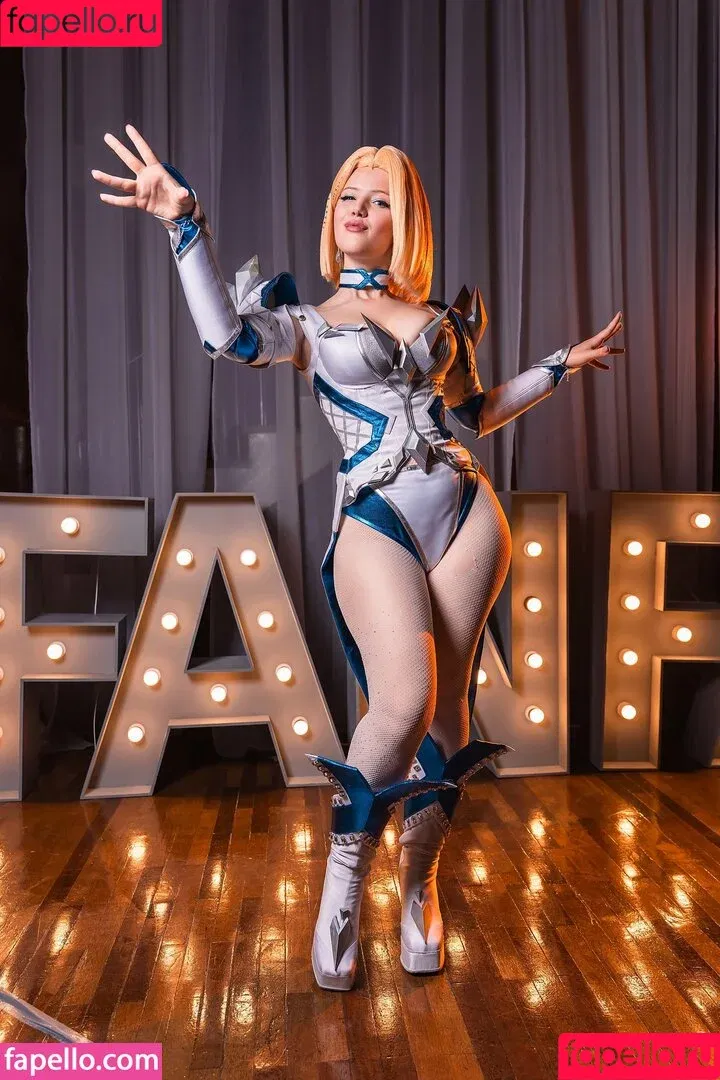 Lada Lyumos / Lada_Lyumos / lada_lyumoscos / ladalyumos Onlyfans Photo Gallery 