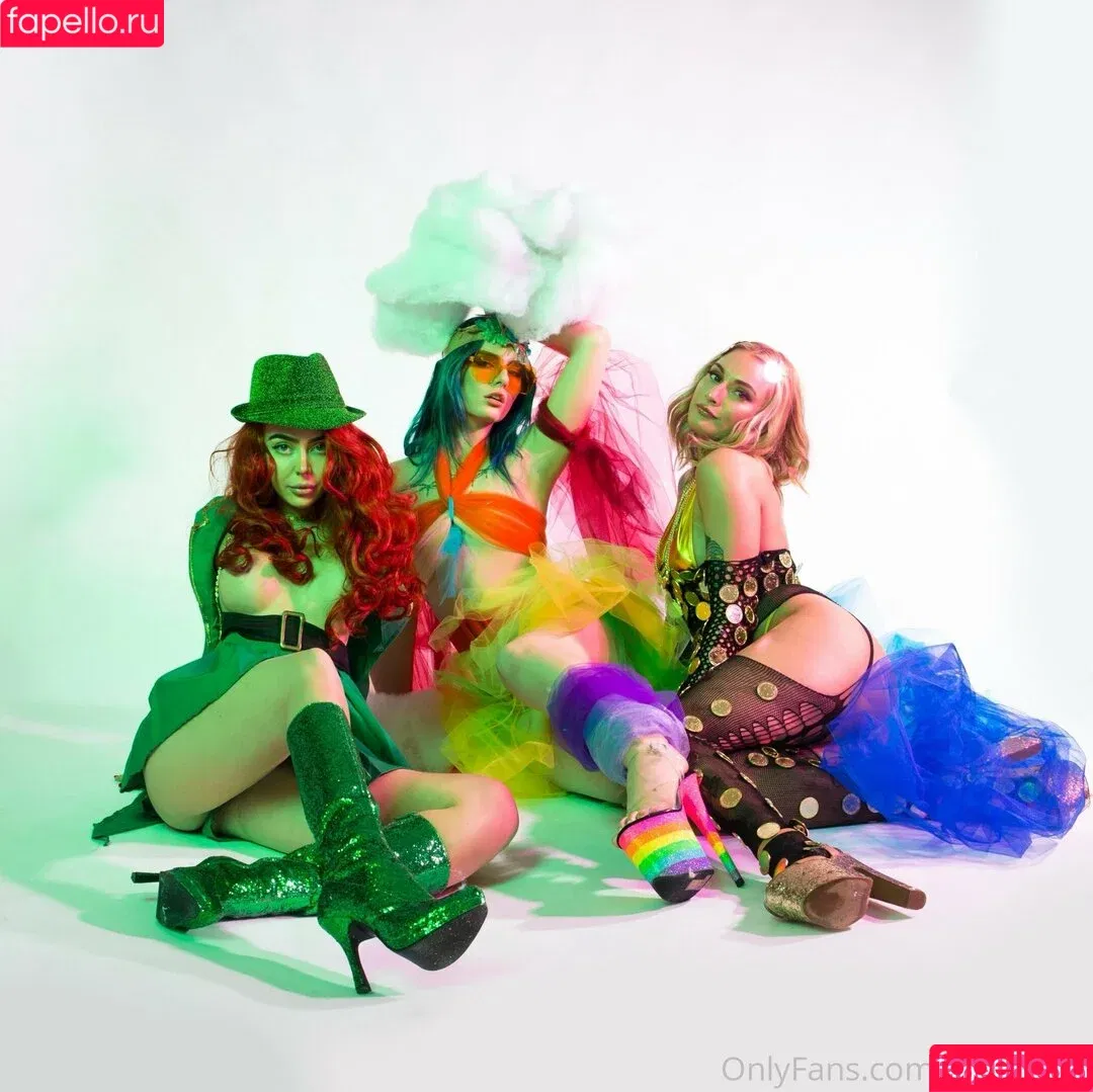 yaniverse / yaniverse___ Onlyfans Photo Gallery 