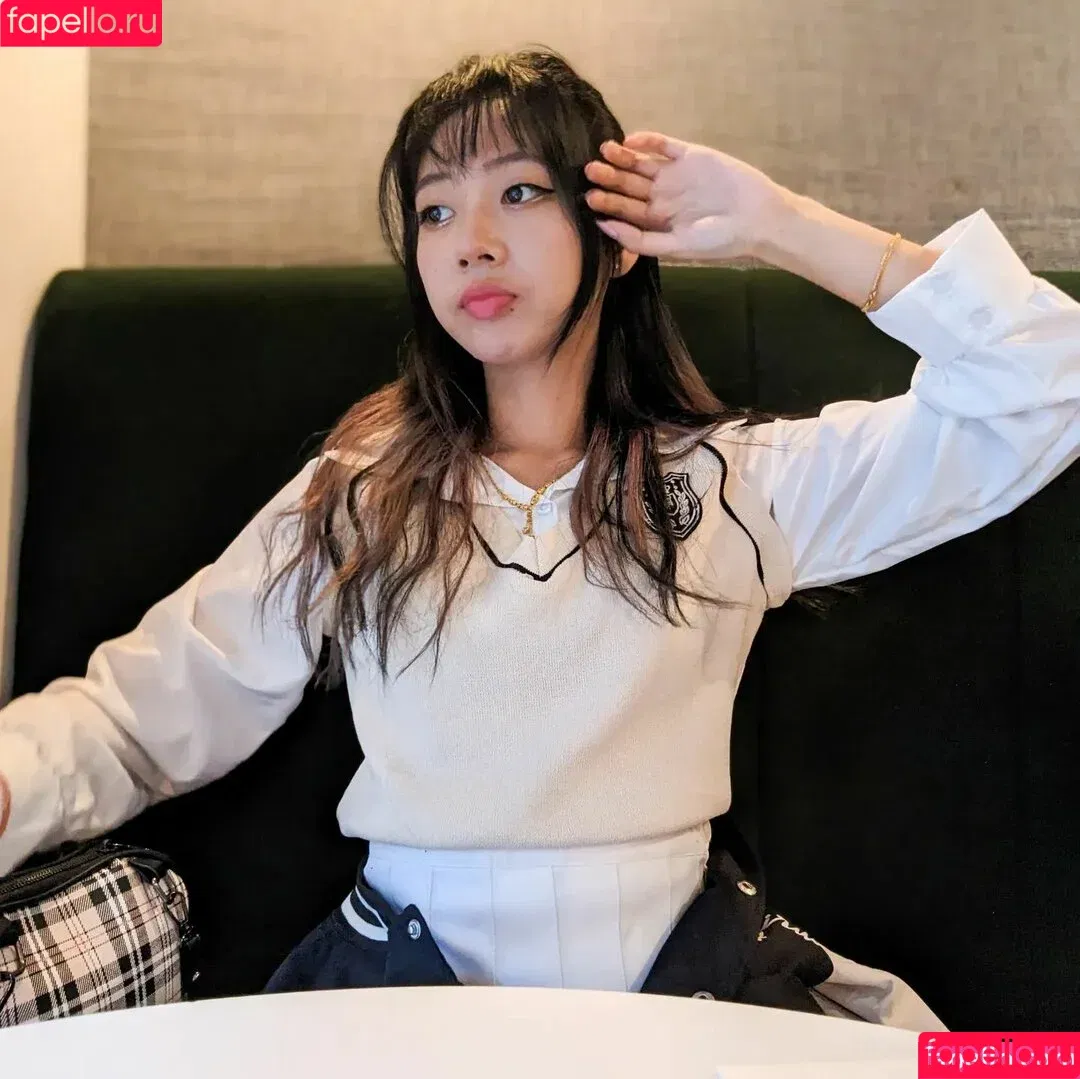 T10Nat / ten_against Onlyfans Photo Gallery 