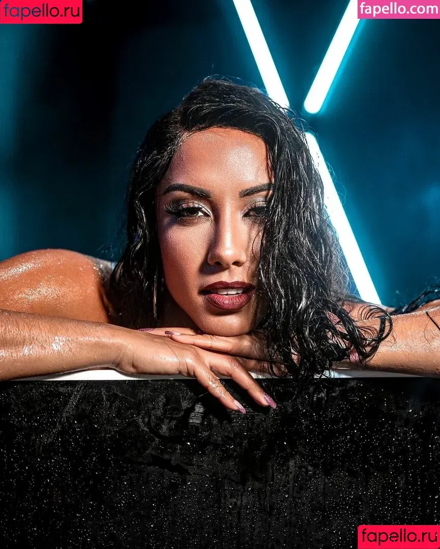 Leila Grey / Miss_LeilaGrey / dear.leyla Onlyfans Photo Gallery 