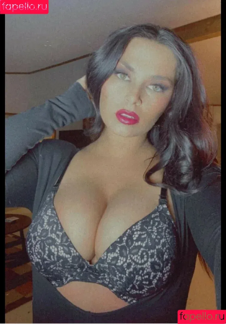 Desdearmon, / Destiny Dearmon / desdearmon Onlyfans Photo Gallery 