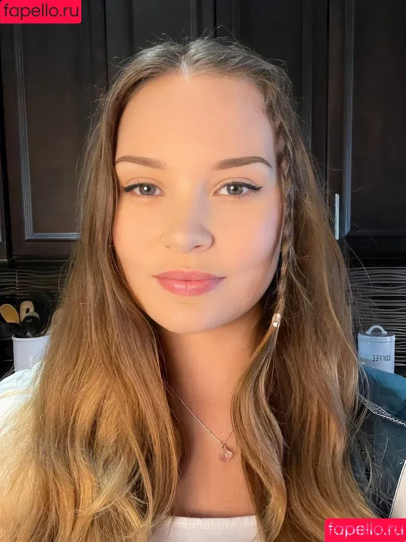 ASMR Darling / asmrdarling Onlyfans Photo Gallery 