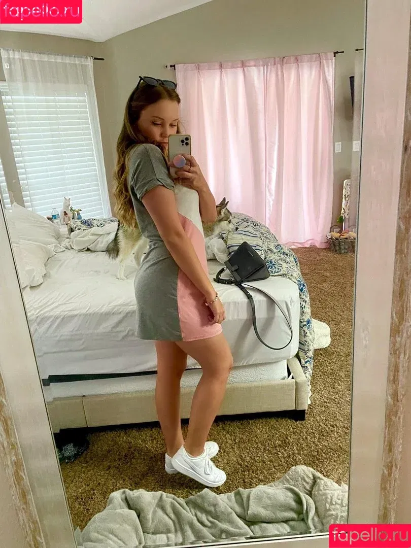 ASMR Darling / asmrdarling Onlyfans Photo Gallery 